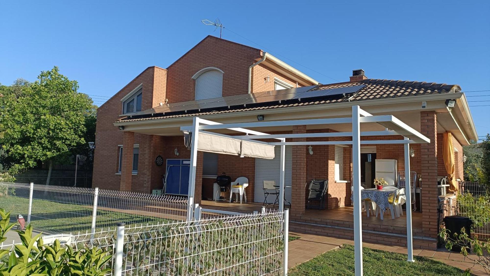 Casa Con Jardin Y Piscina Privada. Santa Eulalia de Ronsaná Exterior foto